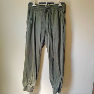 Nameless olive green joggers